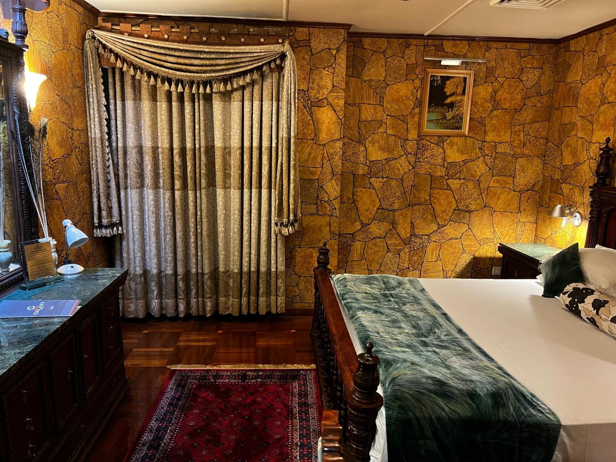 Hotel Galaxy Karachi Eksteriør billede