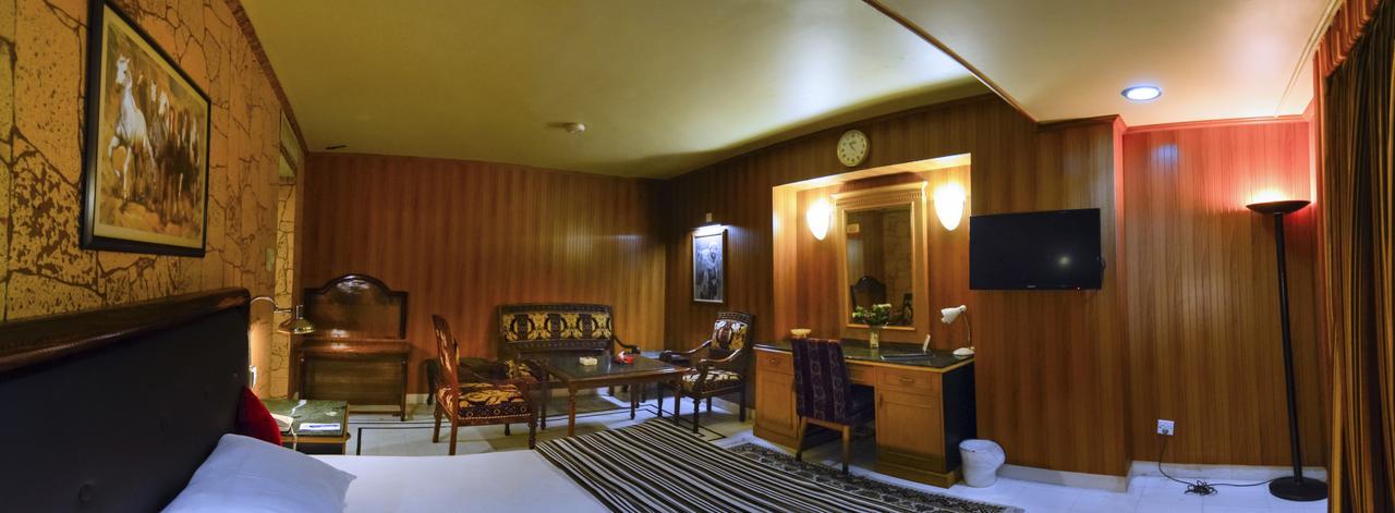 Hotel Galaxy Karachi Eksteriør billede
