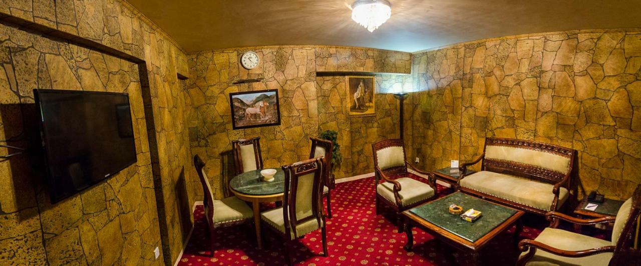 Hotel Galaxy Karachi Eksteriør billede